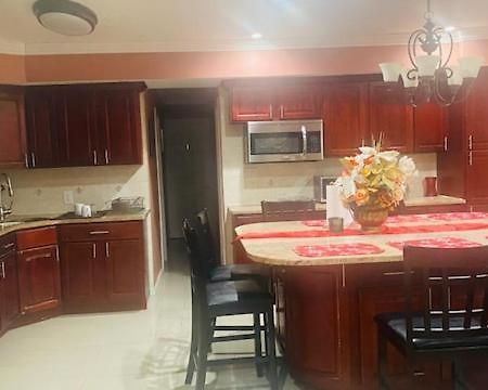 Minutes From Jfk, Beautiful Home With Peaceful, Cosy, Private Room New York Exterior foto