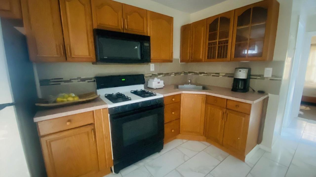 Minutes From Jfk, Beautiful Home With Peaceful, Cosy, Private Room New York Exterior foto