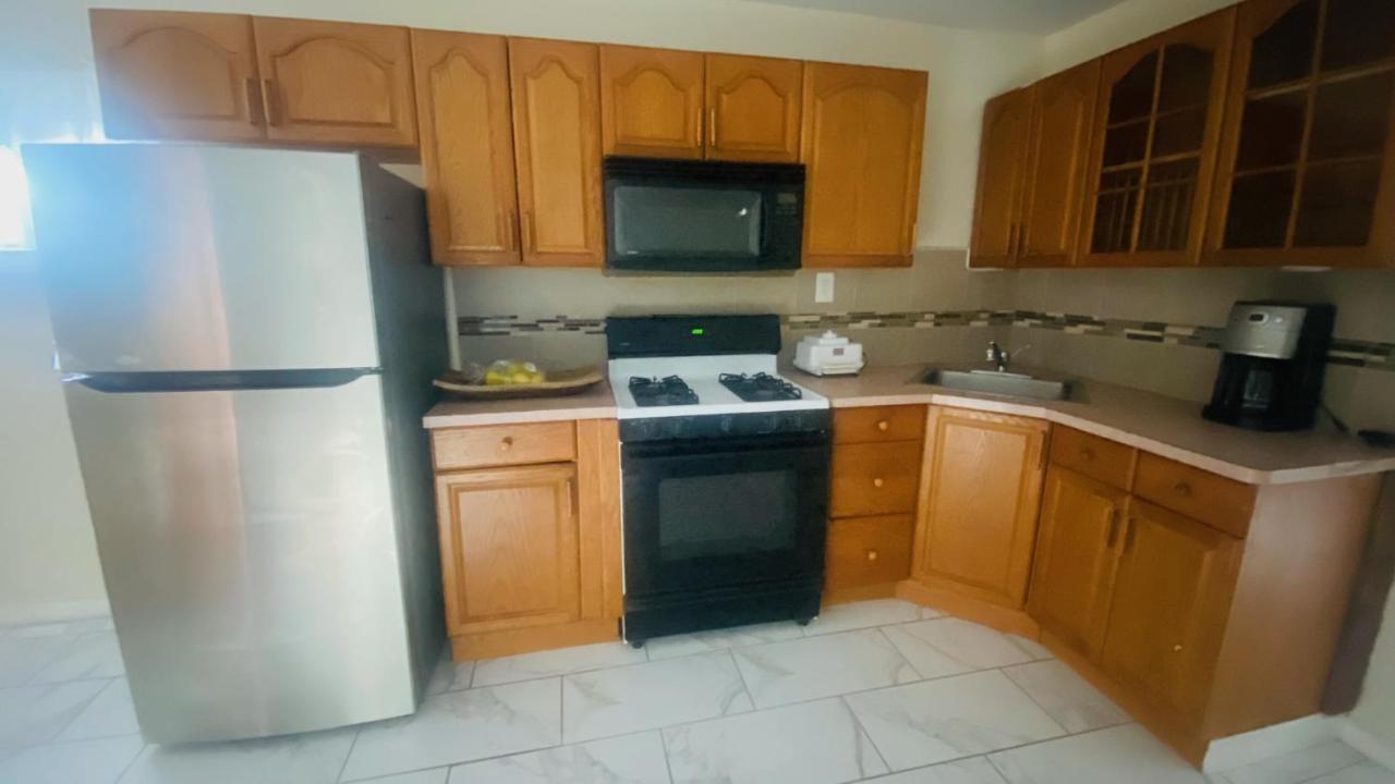 Minutes From Jfk, Beautiful Home With Peaceful, Cosy, Private Room New York Exterior foto